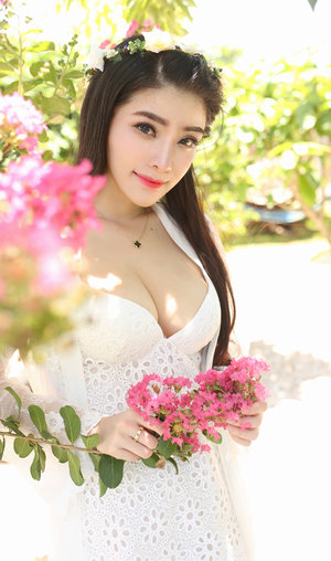 欧美精品久久一级毛片免费看动漫 界面截图